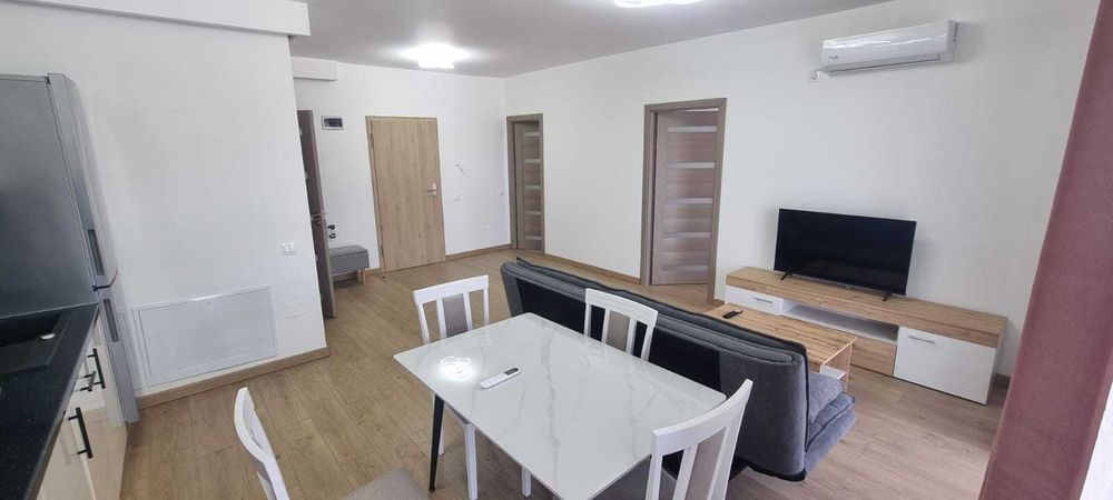 Apartament doua camere de vanzare str.Avram Iancu 344, persoana fizica