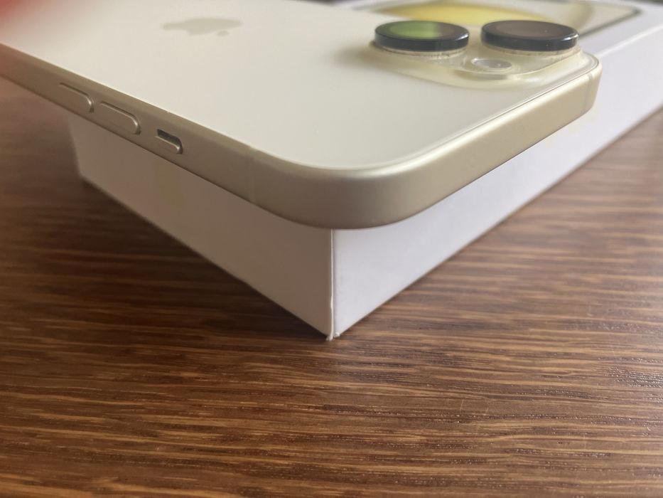 Iphone 15  128gb yellow