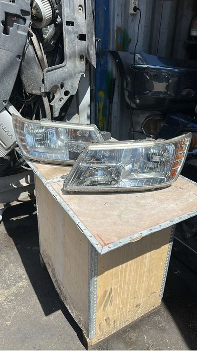 Фары на Dodge Journey