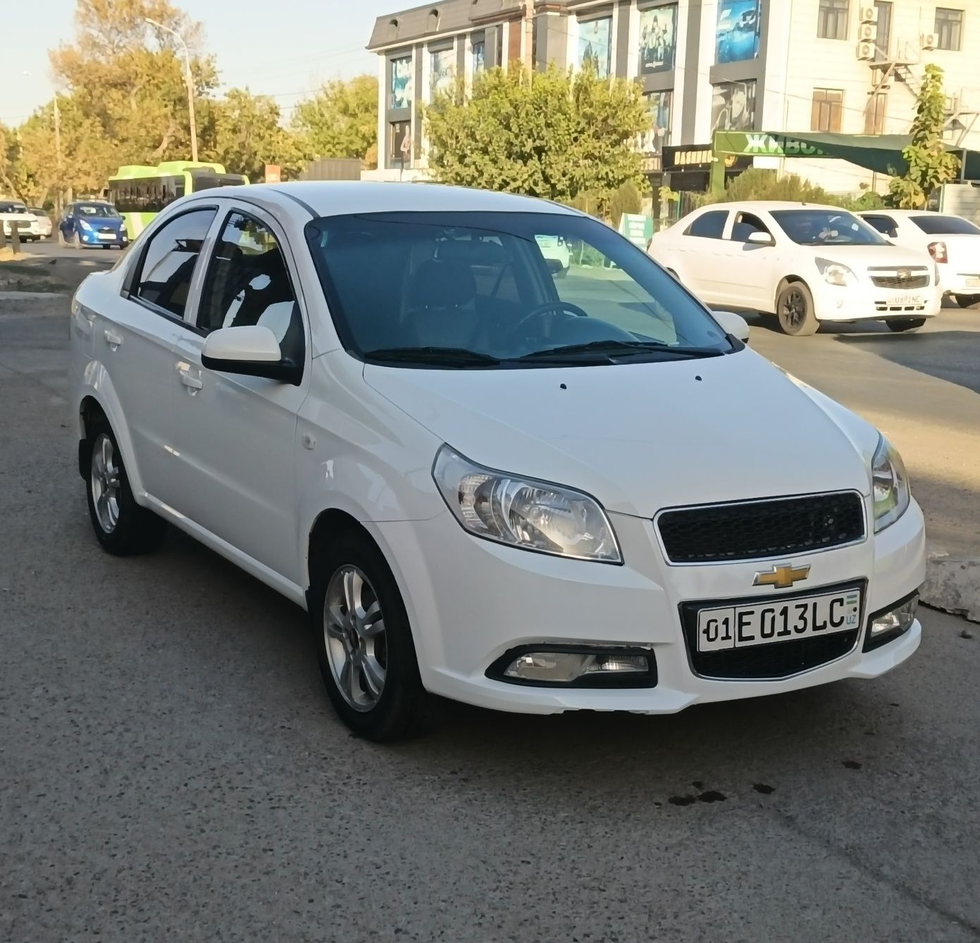 Срочно. Нексия 3 2020 йил. Афтомат