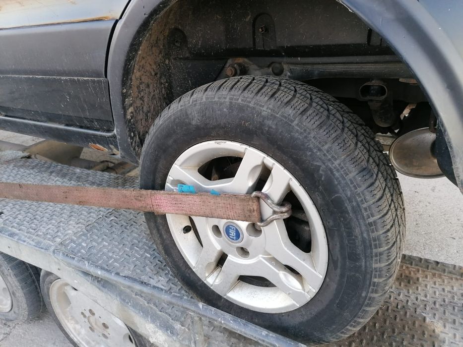 Dezmembrez fiat panda 4×4 2008