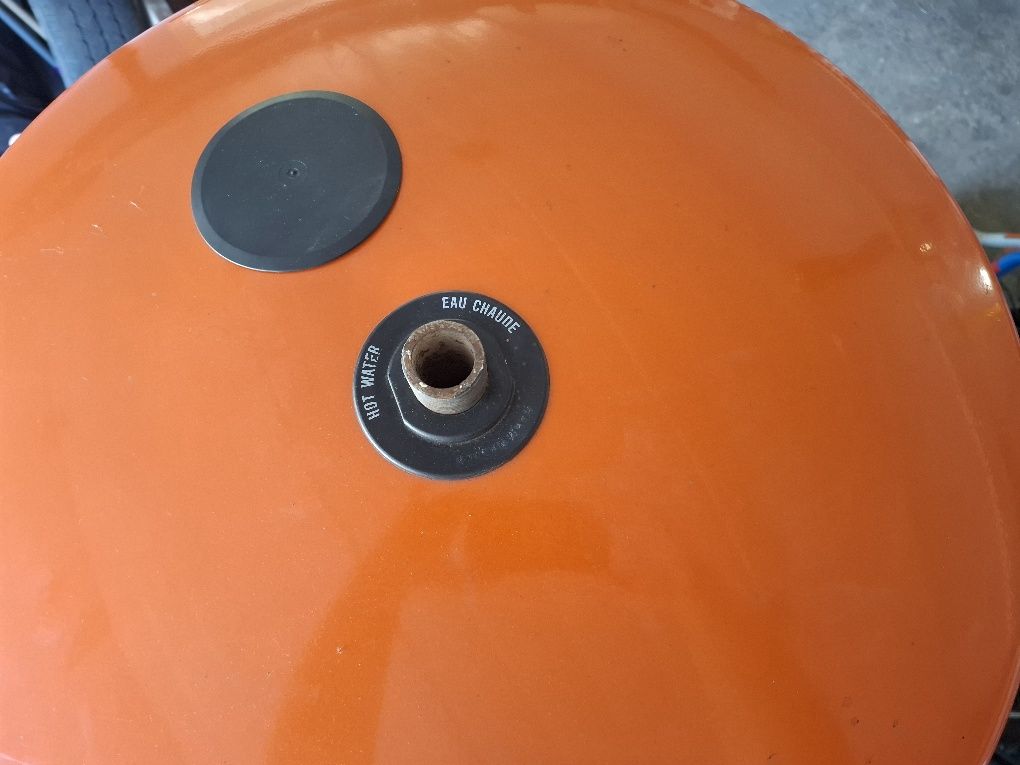 Vând boiler/puffer 290 l cu serpentina