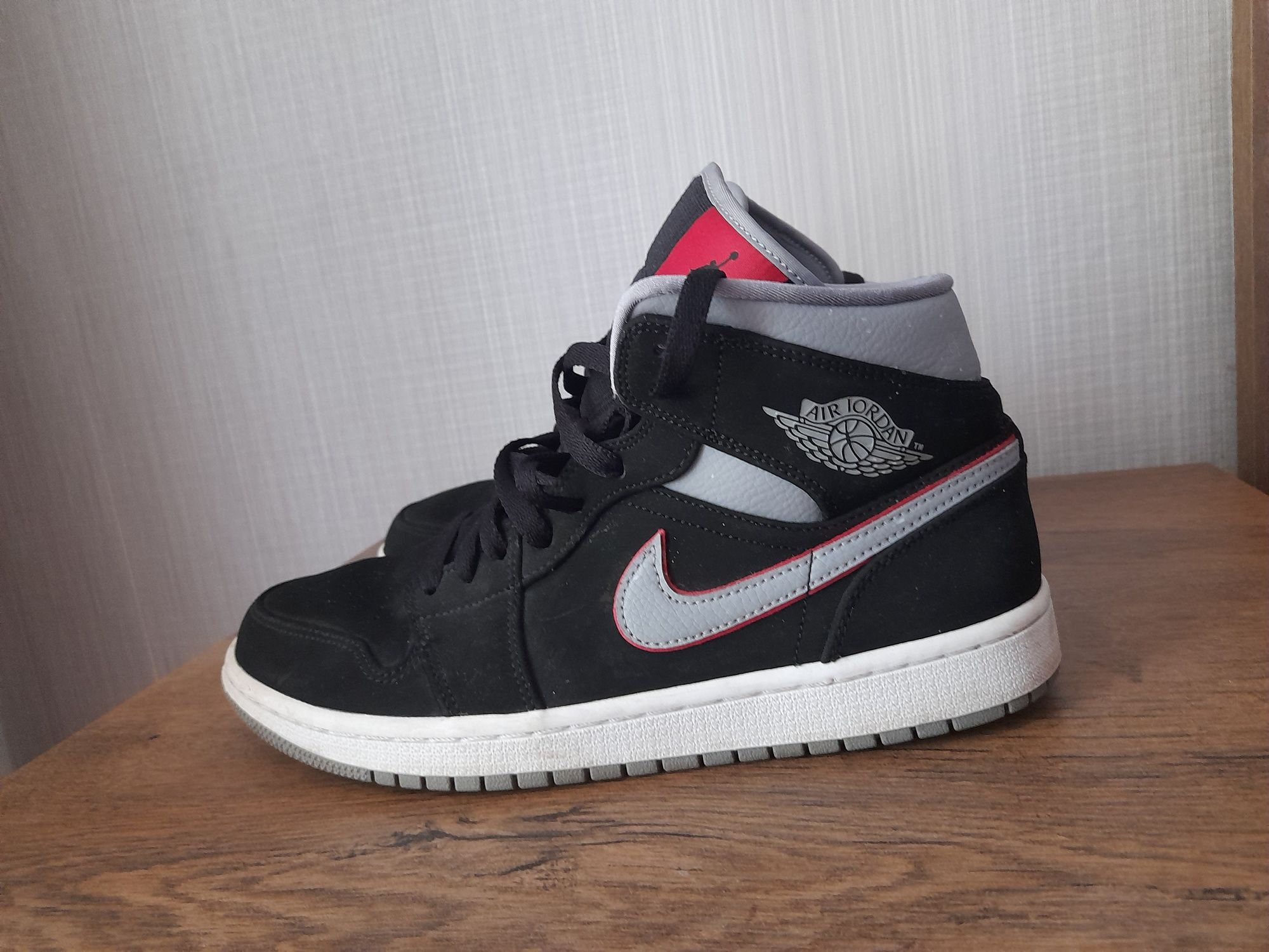 Jordan 1 Retro кецове 40- 41 номер.