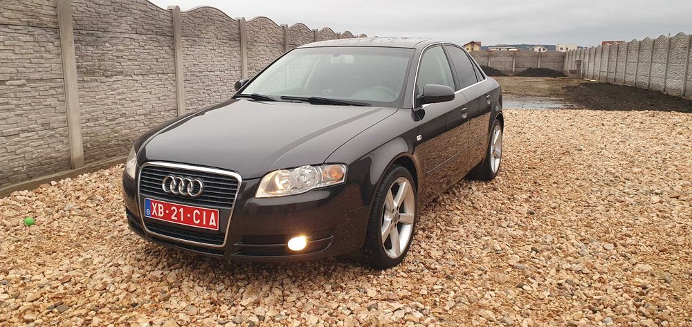 Audi A4 2.0 TDI*** Automatic+ Tapiterie piele+ Navigatie MMI***
