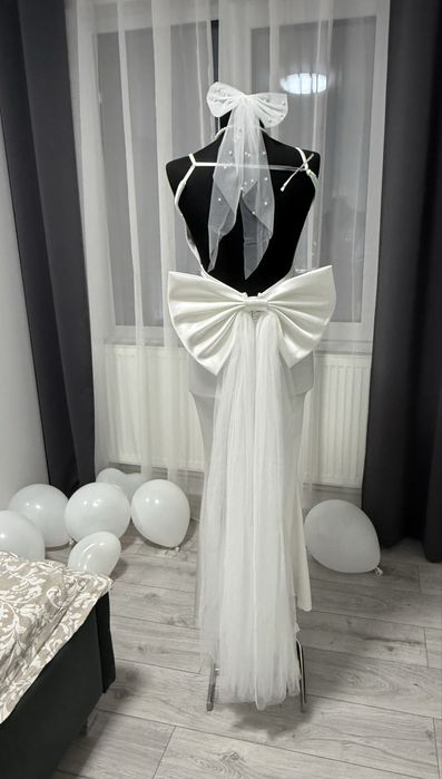 Funda alba din satin+voal accesoriu rochie