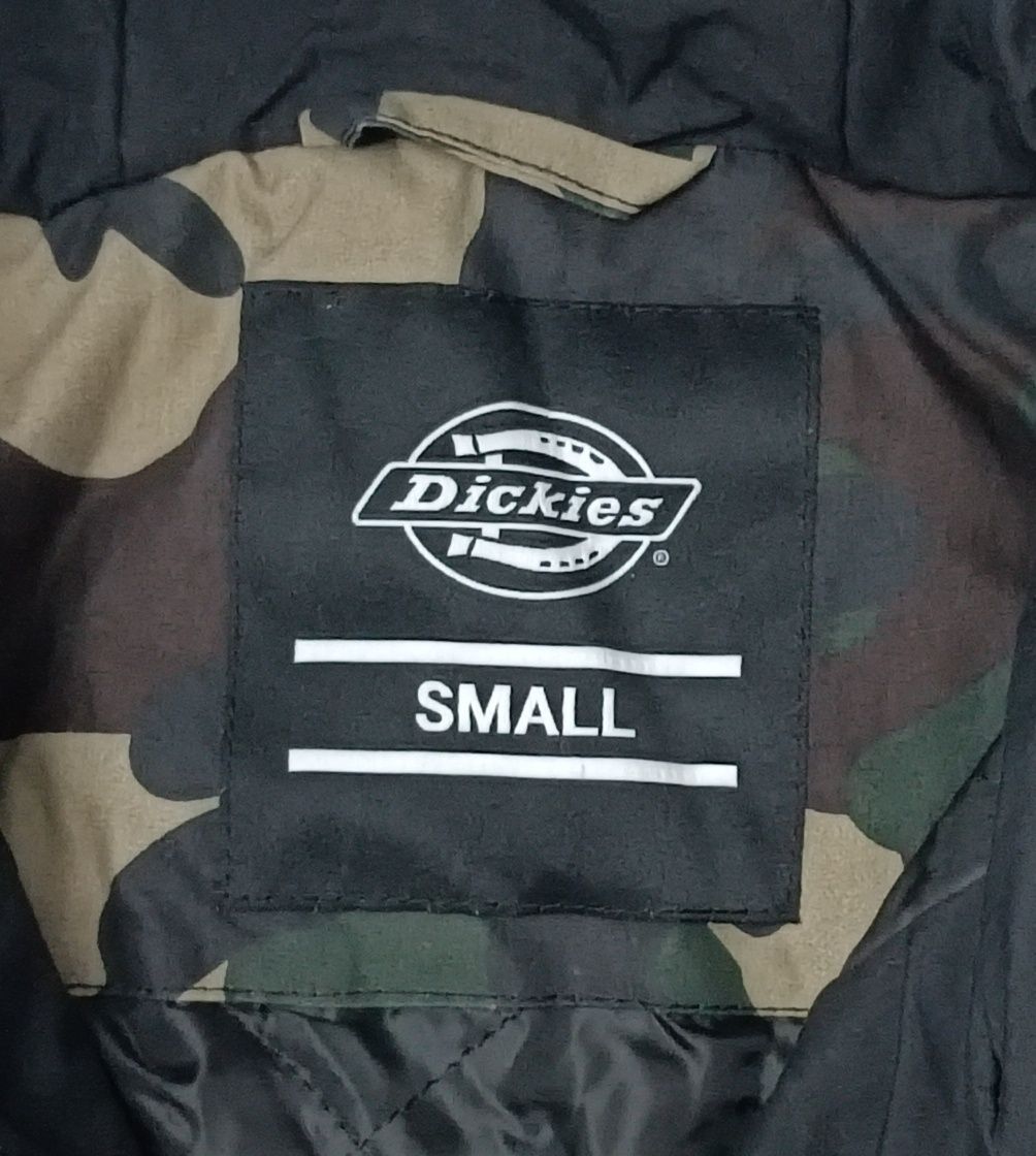 Dickies Camouflage Hooded Jacket оригинално яке S камуфлаж яке
