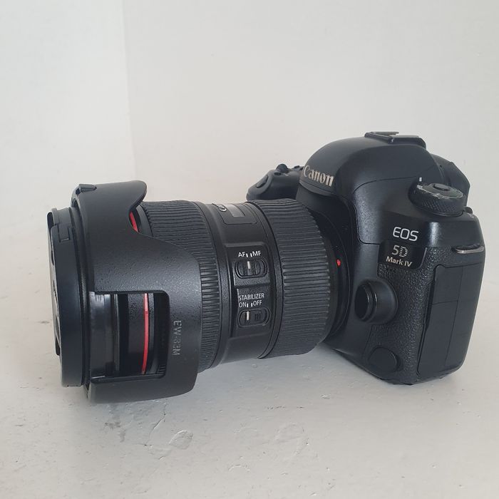 Canon mark4 сотилади