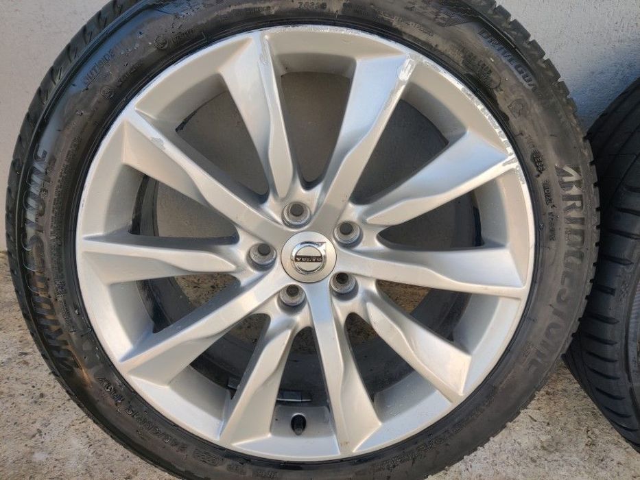 Jante 10 spite R18" Volvo S90 V90 S60 V60 S80 V70 V40 XC60 XC40 Michelin 31434952