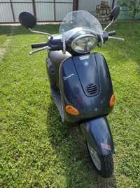 Vespa et4 125 , 4timpi