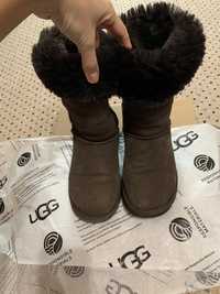 Cizme UGG Classic Tall Maro Inchis 37