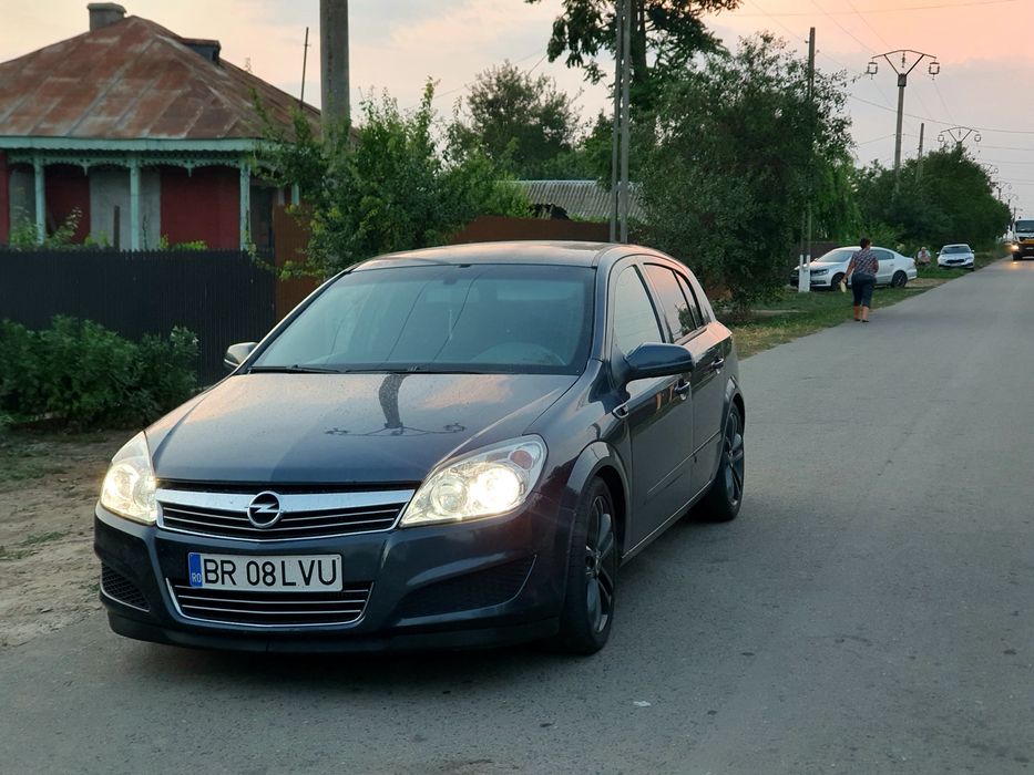 Vând opel astra H 1.3 CDTI