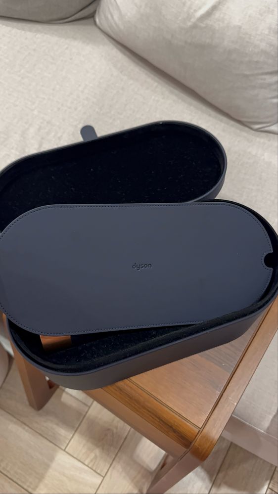 Dyson airwrap complete