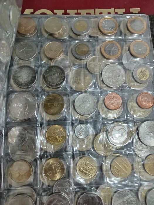 Продам коллекцию монет