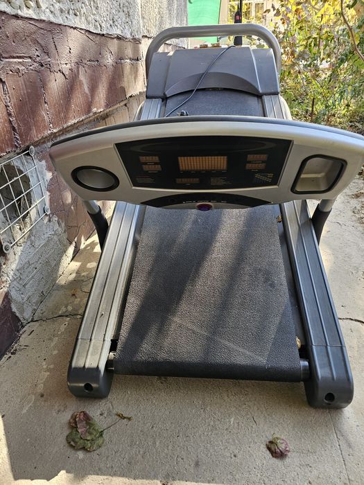 Срочно продам беговой дорожкой, полный рабочим состояние.