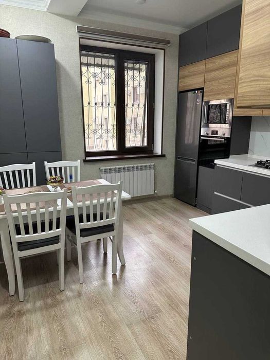 RENT | АРЕНДА квартира в Дархан жк Янги дархан  3/3/7 110 кв