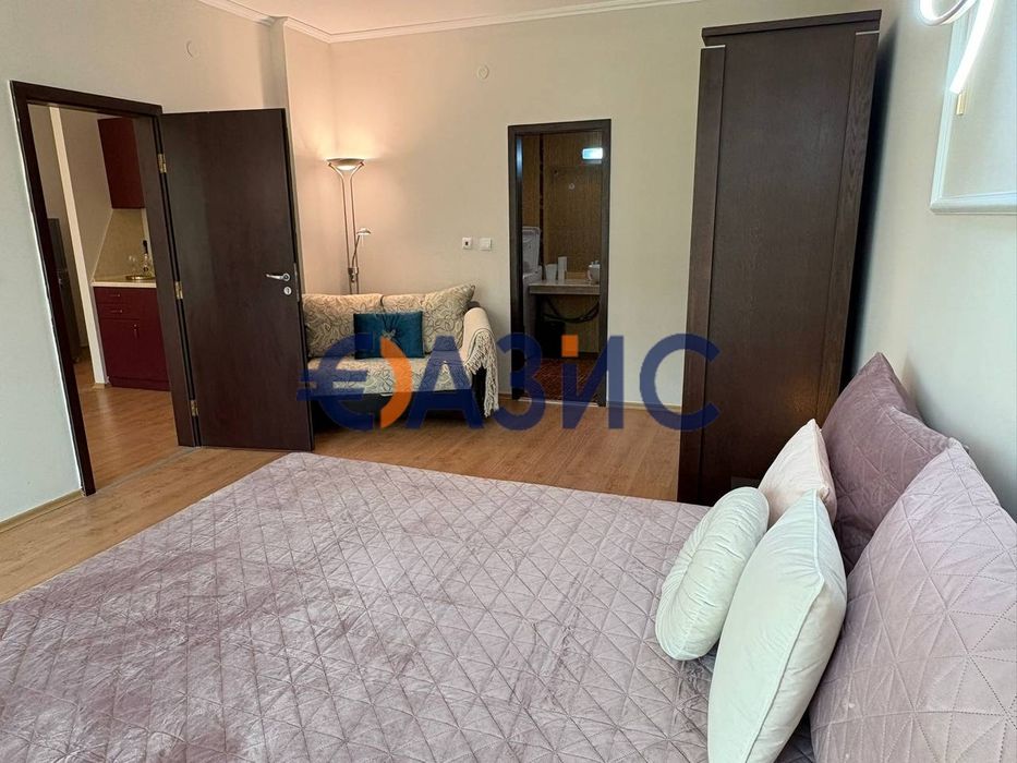 Продава се Двустаен апартамент в к.к. Слънчев бряг - 83 кв.м за 1127 €/кв.м - Снимка #11