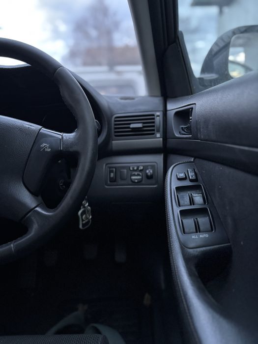 Toyota Avensis T25 2.2 d4d тойота авенсис