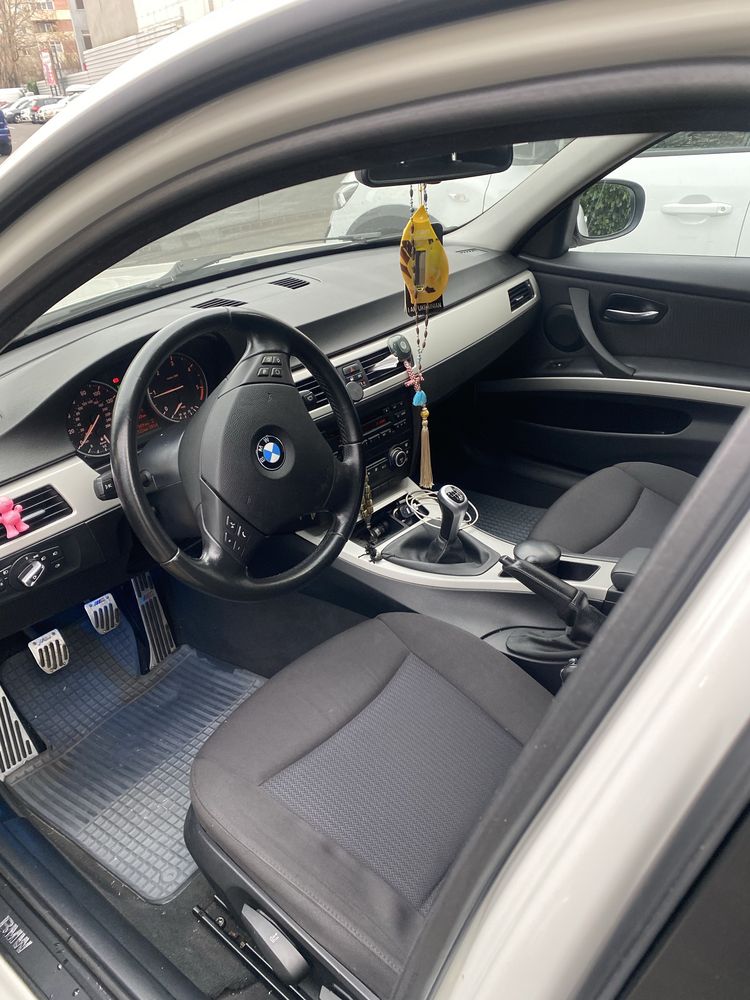 Vand BMW E 90  seria 3 alb