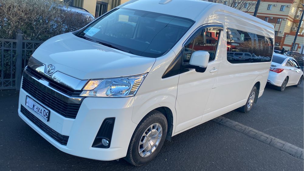 Аренда тойота хайс ( toyota hiace )