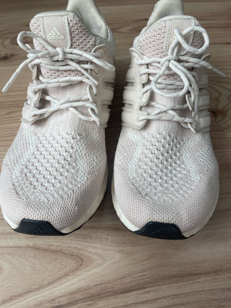 Adidas Ultra boost Comtinental/дамски спортни обувки/маратонки 40-2/3
