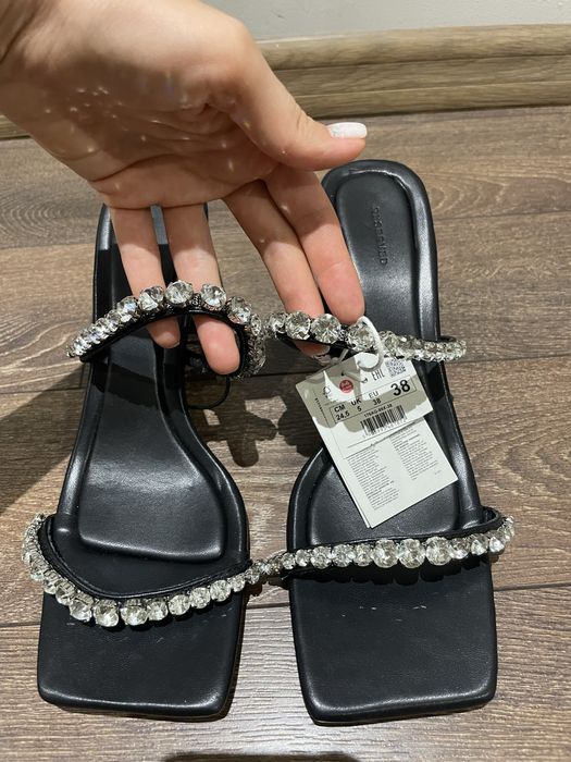 Дамски обувки на ток