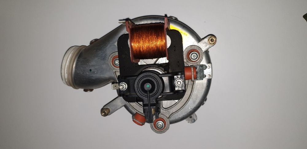 Ventilator Gaze Arse Centrală Termică SAUNIER DUVAL ThemaFast F30