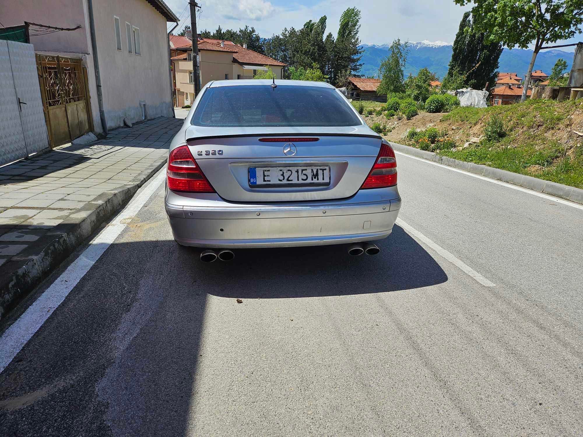 Mercedes Benz E 320