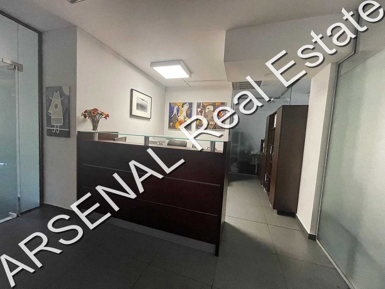 Дава се под наем Офис в София, Лозенец - 300 кв.м за 2000 € - Снимка #6