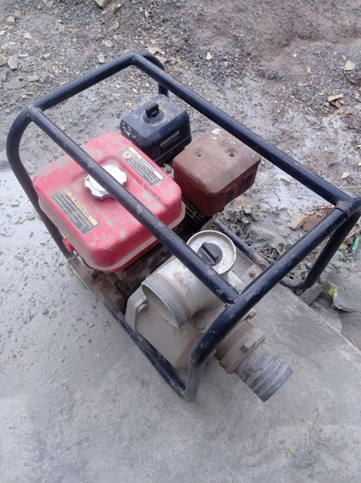 Продам помпу в хорошем состоянии