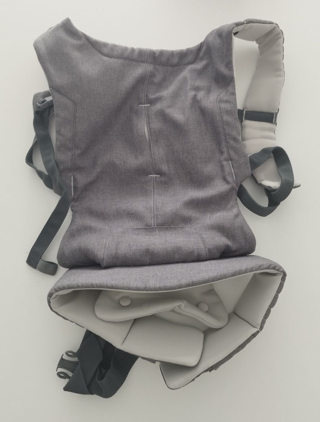 Chicco Ергономично кенгуру за бебе 0+ Myamaki Complete Grey Stripes