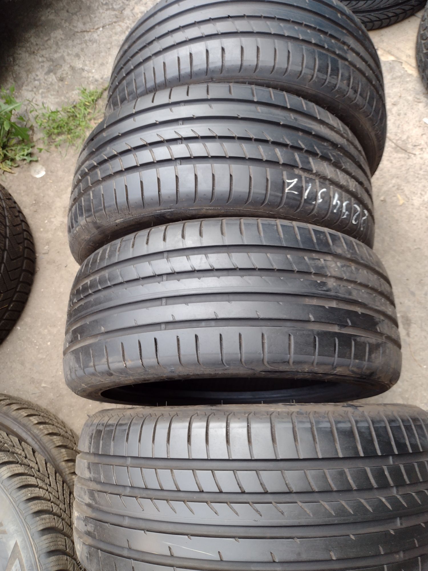 Перфектни 4бр.225/45/17 Good Year F1 dot1415