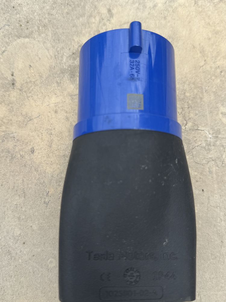 Tesla Адаптер 32А