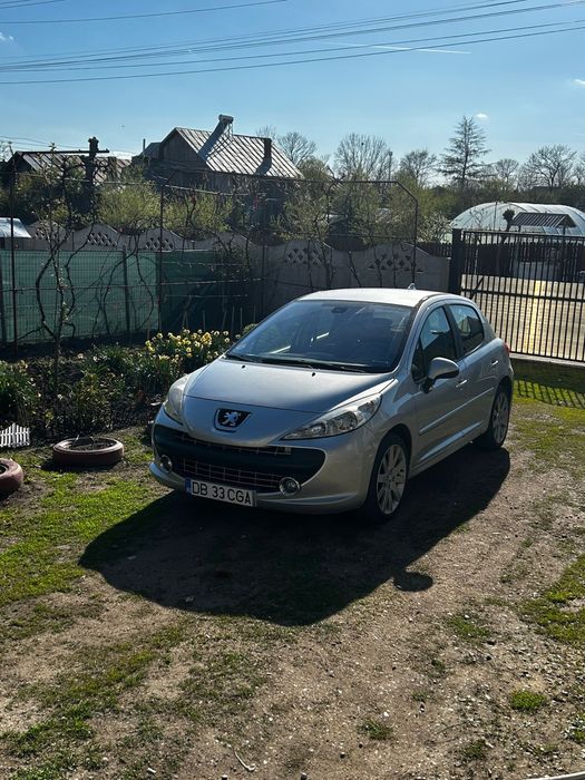 Peugeot 207 1.6 THP an 2008