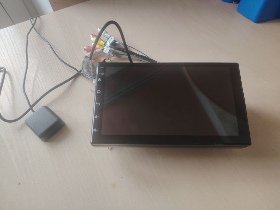 Продам андроид магнитолу