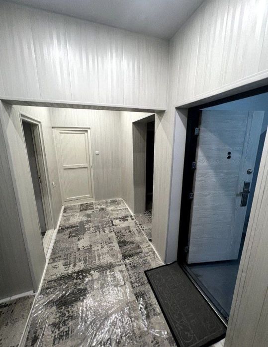 Sergeli Xonobod metro 10 daqiqa kvartira bor