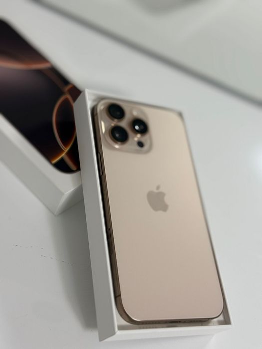 iPhone 16 Pro Max -256 GB - Titan Deșertic