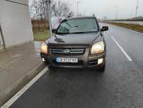 Продава Kia Sportage,ГАЗ-БЕНЗИН, обслужен, регистриран, всичко платено
