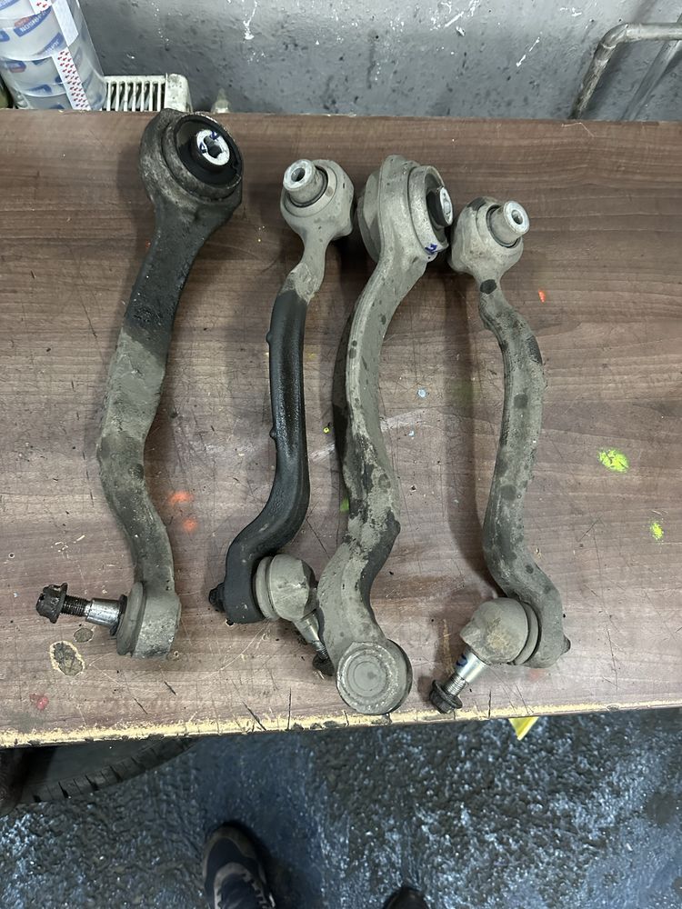 Brat suspensie roata bascula mercedes E Class w212 CLS