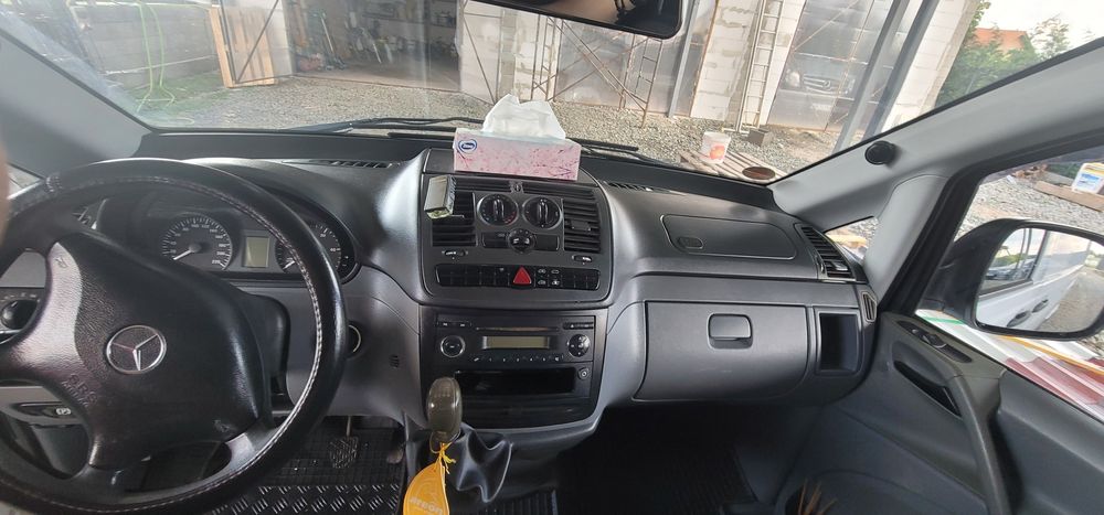 Mercedes Vito 109