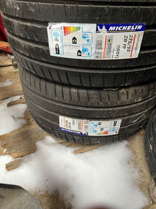 Vand anvelope noi 275/35/19