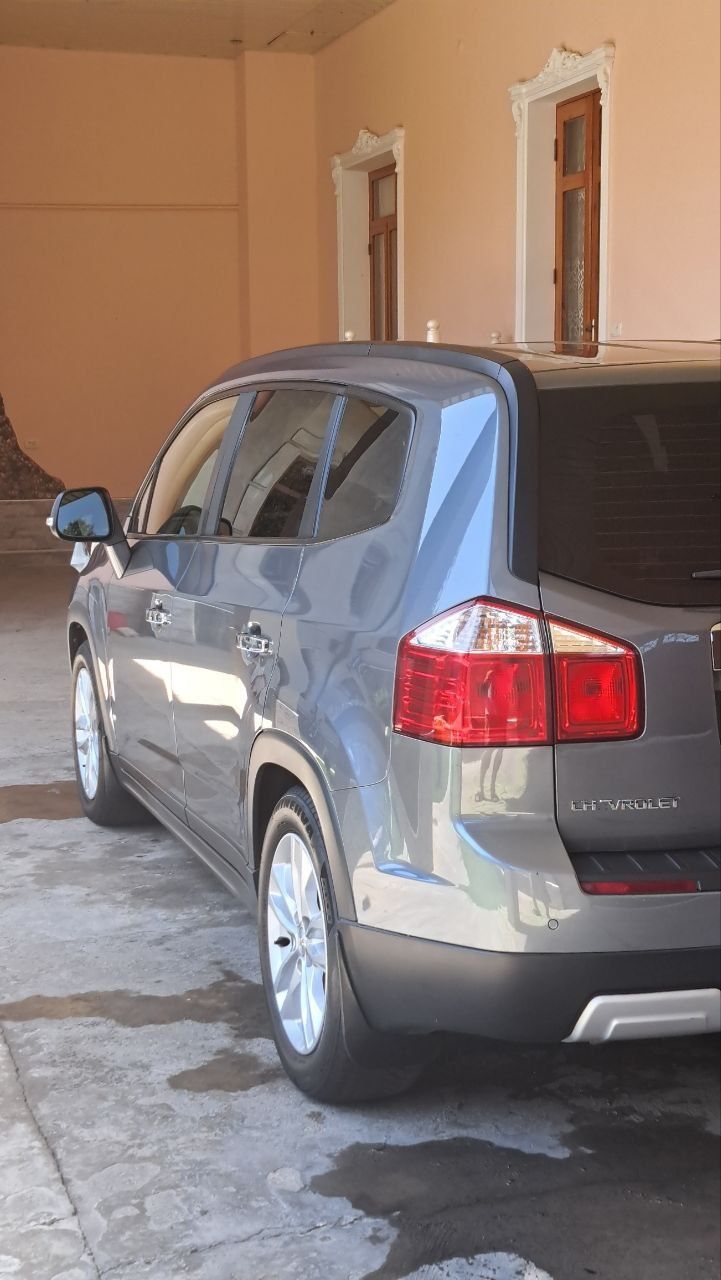 Chevrolet Orlando 2017 Шевроле Орландо