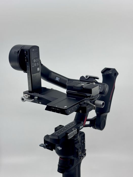 Stabilizator/Gimbal DJI Ronin S4/RS4 + SmallRig Handle | ca NOU |