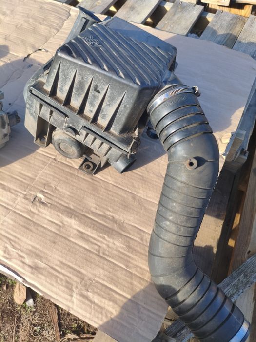 Части за Пасат 3-Б4 1.8 бензин 90 кс  Комби