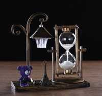 Сувенирные часы песочные Уличный фонарик с подсветкой 15,5х6,5х15,5 см