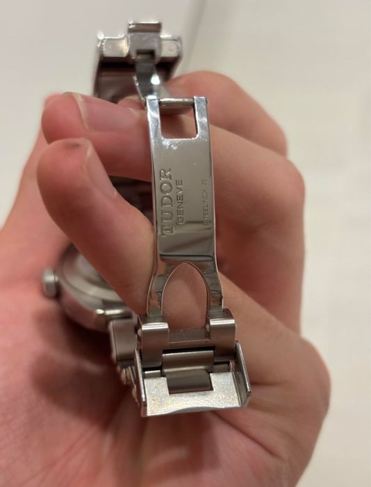 Часовник Tudor BB58