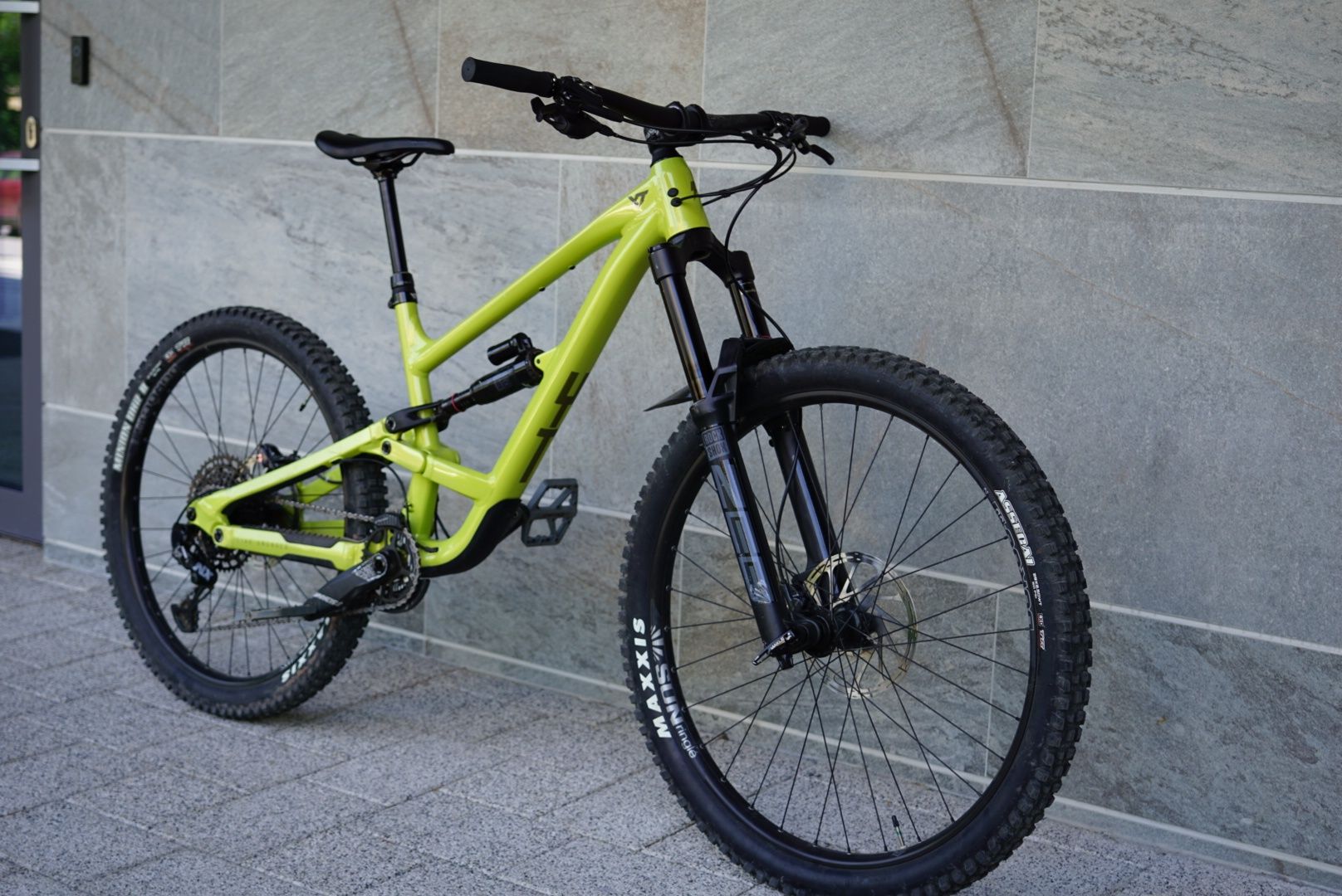 2023 YT Capra MX Core 1 ZEB *29/27.5* Ендуро