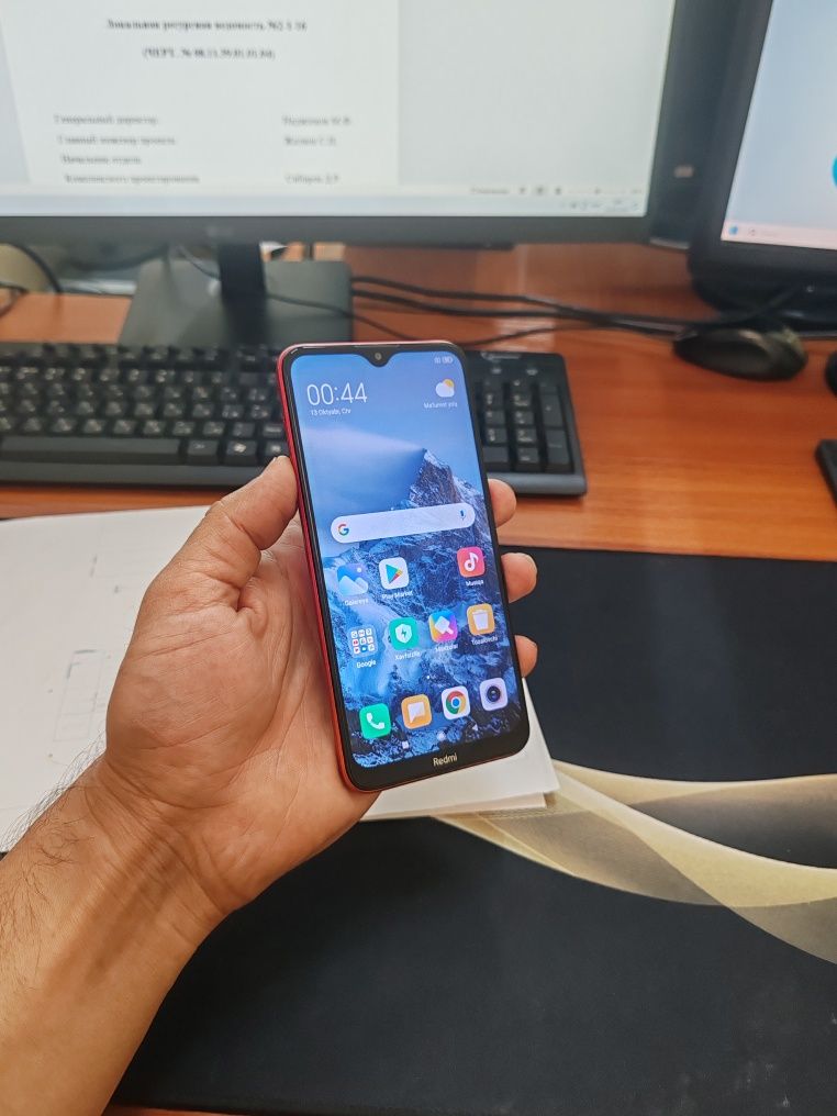 Redmi 8A 32gb(2022)ideal ochilmagan usta kurmagan aybi yuq