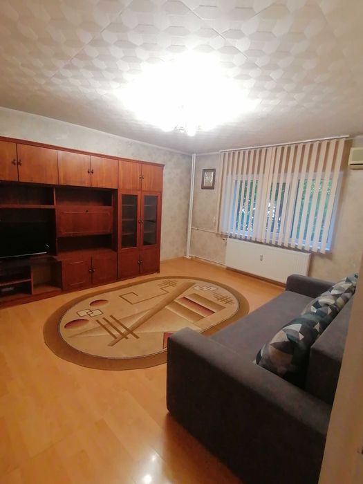 Închiriez apartament 3 camere, Brâncoveanu