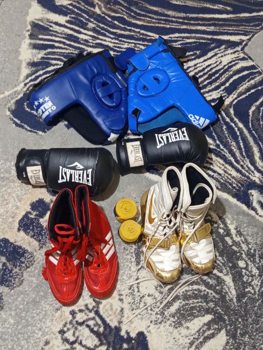 Боксерские вещи,боксерки Nike,Adidas.бинт Green Hill.Перчатки Everlast