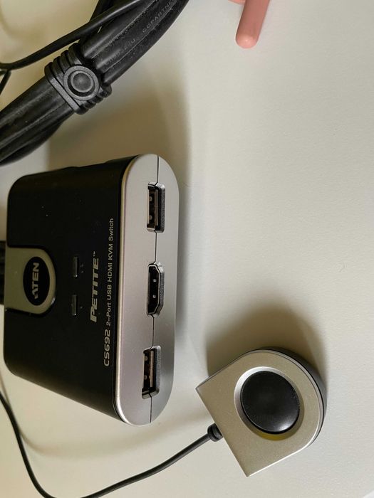 Switch KVM USB HDMI Audio/Video 2 porturi Aten CS692 - 2 PC pe monitor